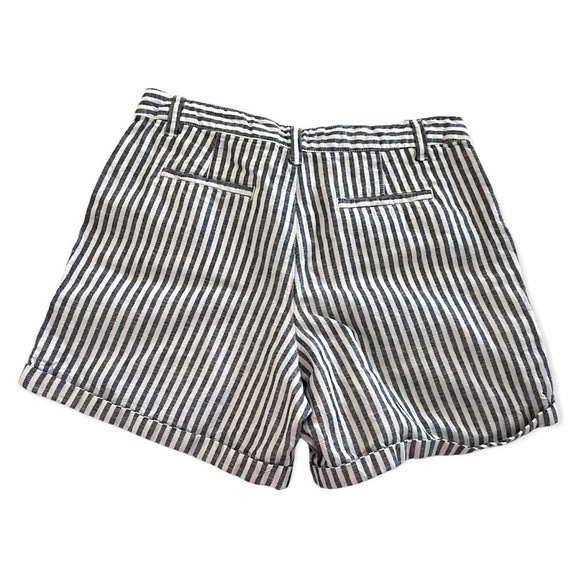 Gap Girlfriend Chino High Waist Blue and White Stripes Shorts. Size 8 - Picture 4 of 14